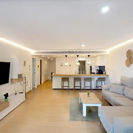 First Line Beach With Sea View Apartment *