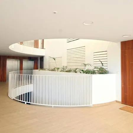 Apartment First Line Beach With Sea View *