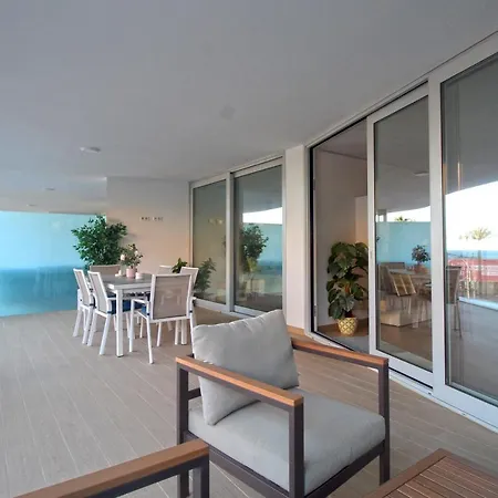 First Line Beach With Sea View Apartment