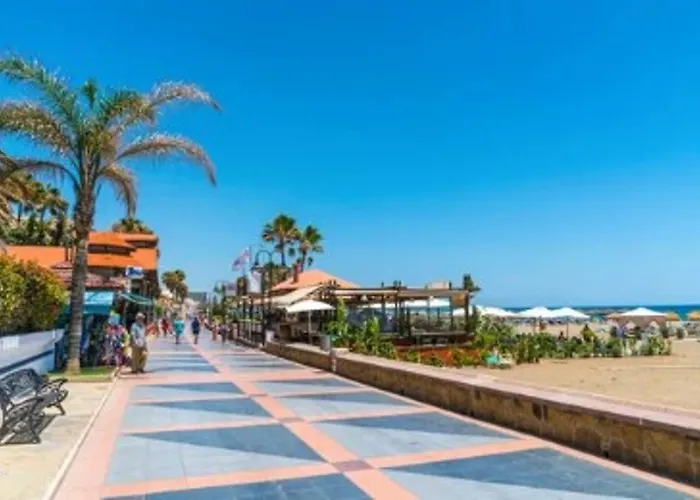 First Line Beach With Sea View Apartamento Fuengirola